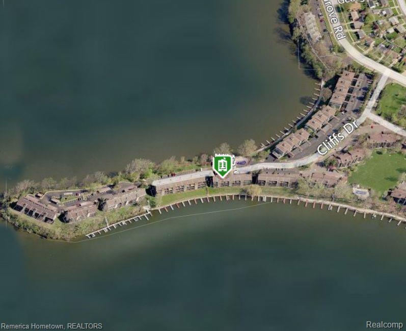 812 cliffs Drive, Ypsilanti, MI 48198 — Photo 41