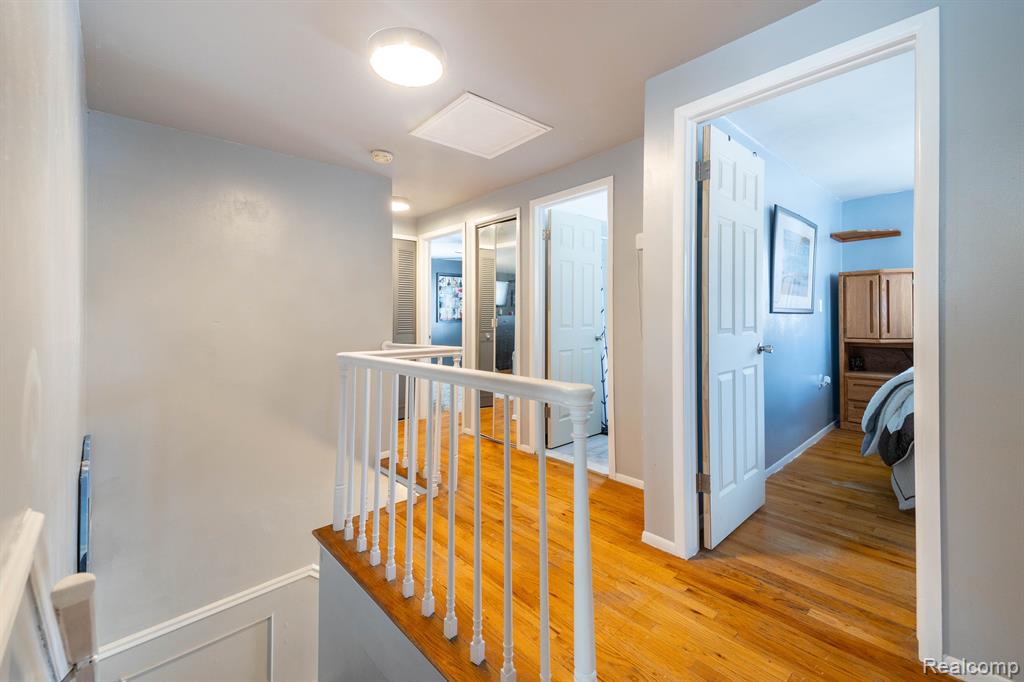 8425 HAMPTON Road, Grosse Ile, MI 48138 — Photo 19