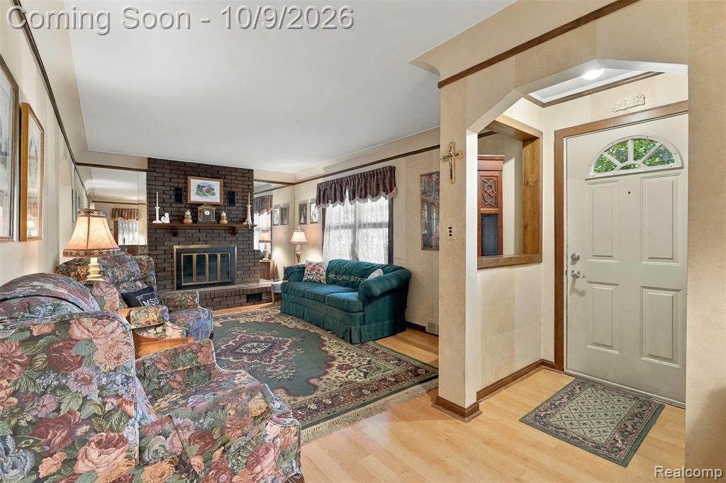 1853 N Rosevere Avenue - Photo 4