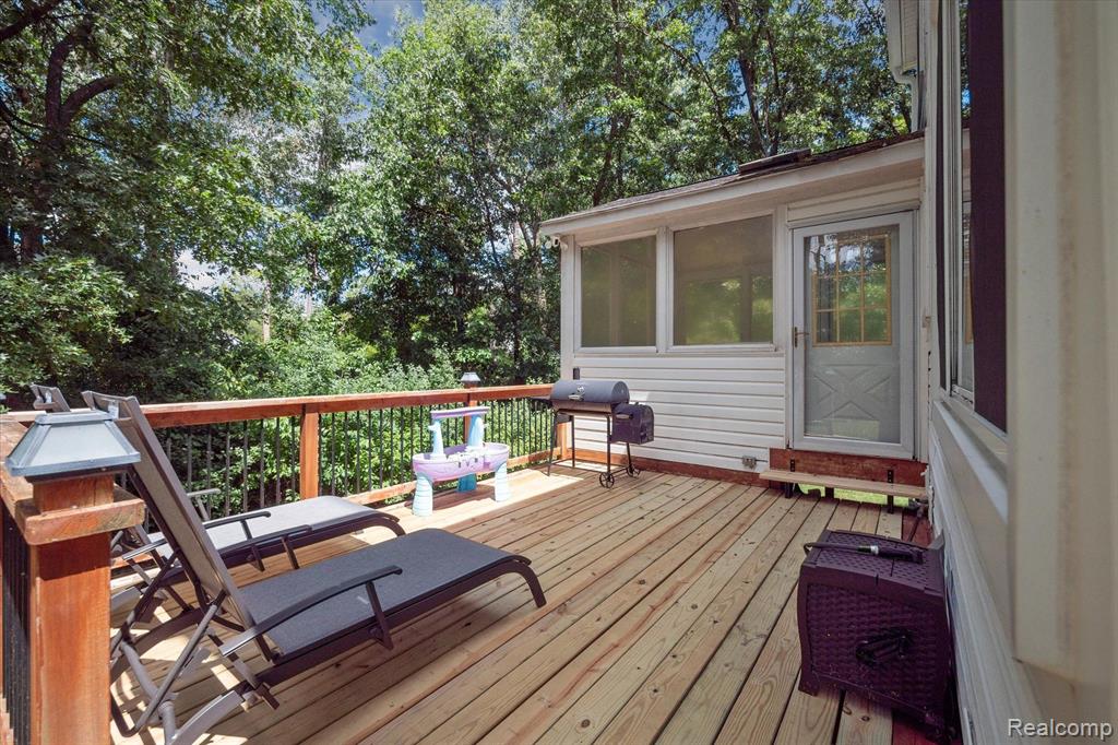 4060 STANMOOR Drive, Waterford, MI 48329 — Photo 44