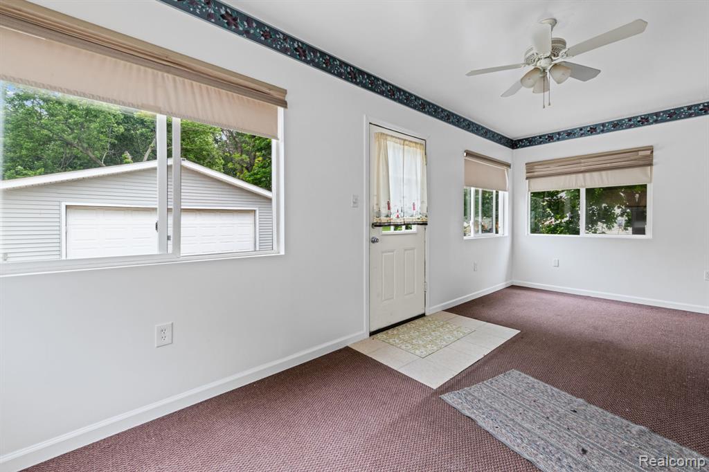 19227 Gudith Road, Trenton, MI 48183 — Photo 12