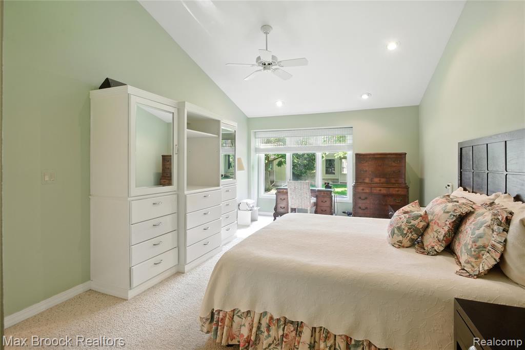 4185 Foxpointe Drive, West Bloomfield, MI 48323 — Photo 21