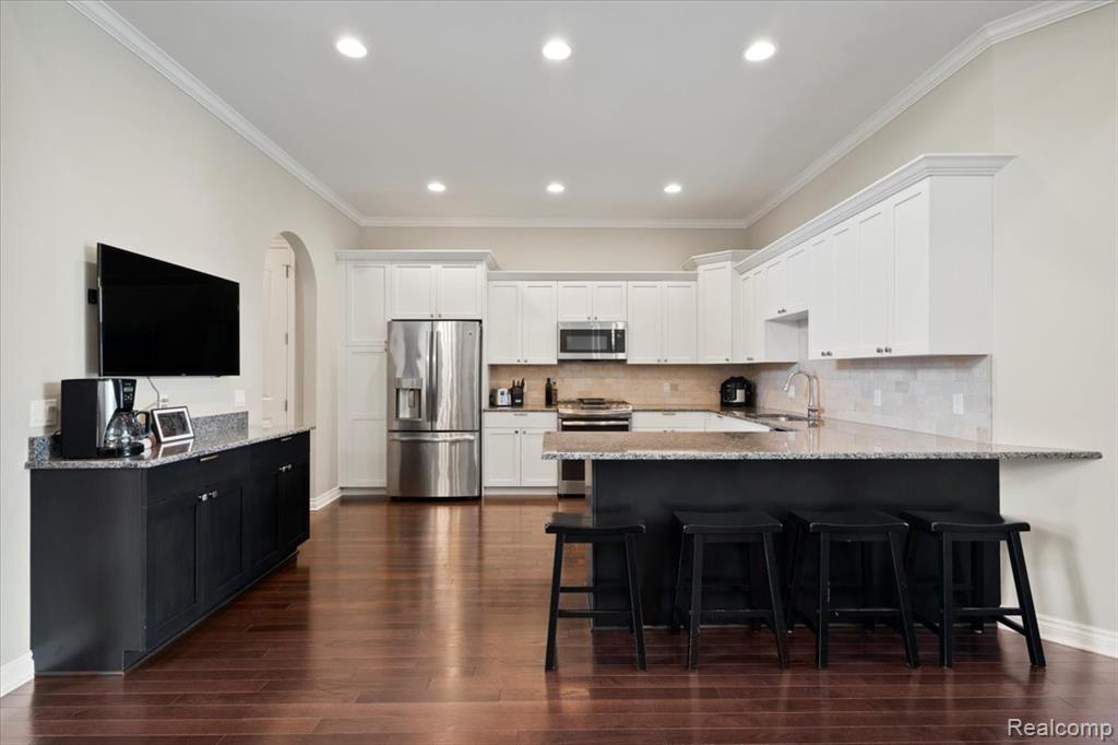 5696 Knob Hill Circle, 24, Clarkston, MI 48348 — Photo 5