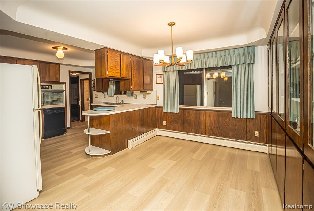3651 Chicago Road, Warren, MI 48092 — Photo 19