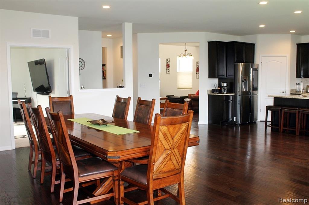 860 Backshore Drive, Canton, MI 48187 — Photo 23