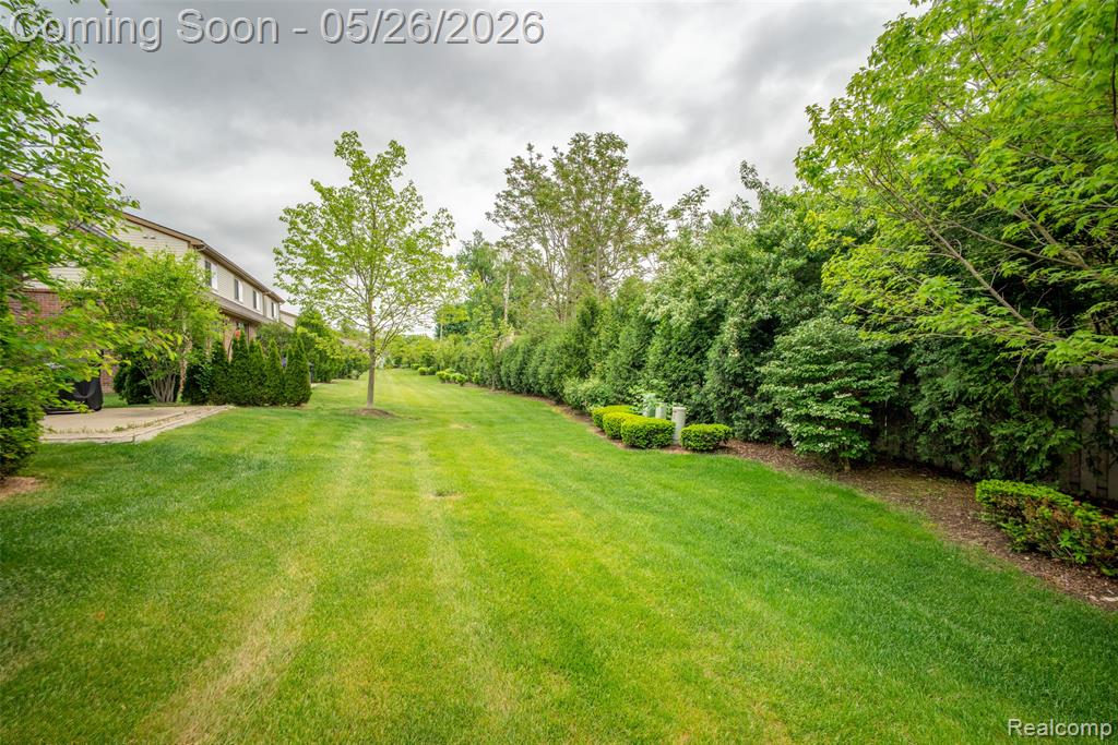 42384 Gateway Dr, Plymouth, MI 48170 — Photo 35