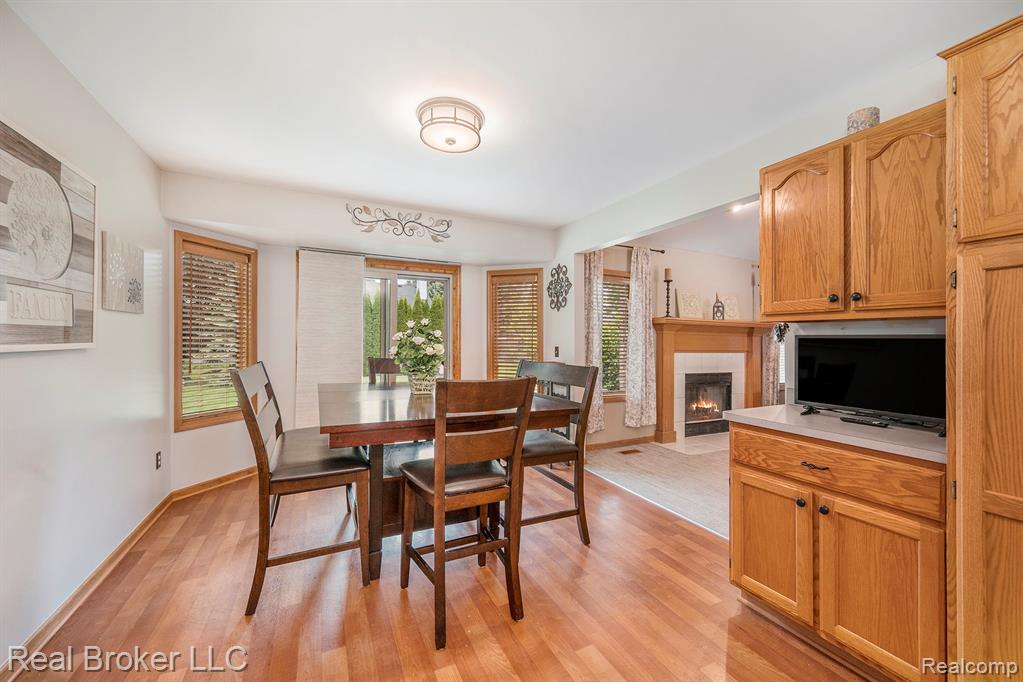 50155 OXFORD Drive, Macomb, MI 48044 — Photo 7