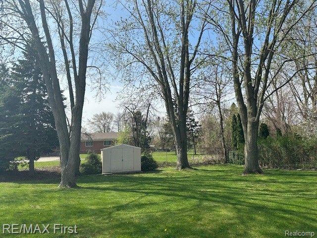 40015 VACHON Drive, Sterling Heights, MI 48313 — Photo 5