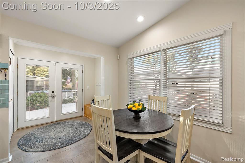 13154 Kingston Avenue, Huntington Woods, MI — Photo 14