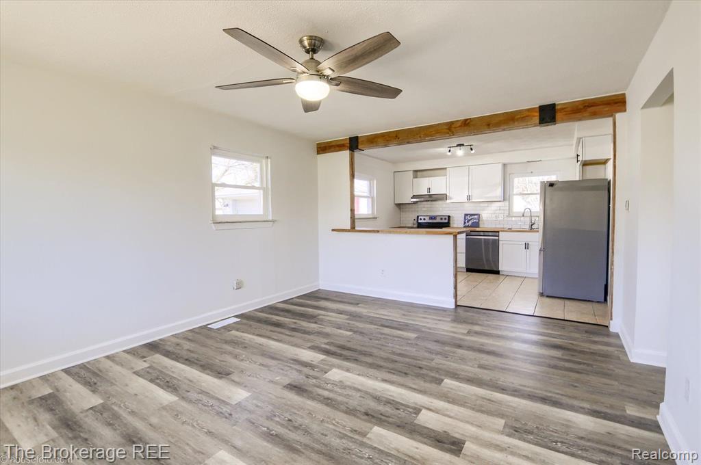 4912 SUNDALE Drive, Clarkston, MI — Photo 10