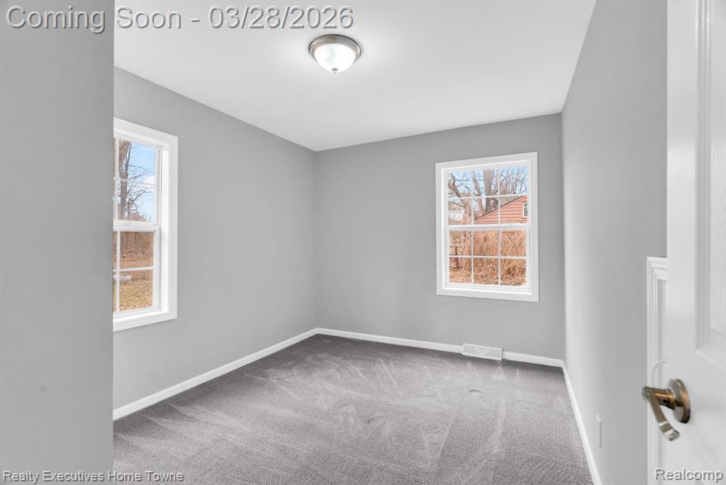 3981 Pine Grove Avenue, Fort Gratiot, MI 48059 — Photo 17