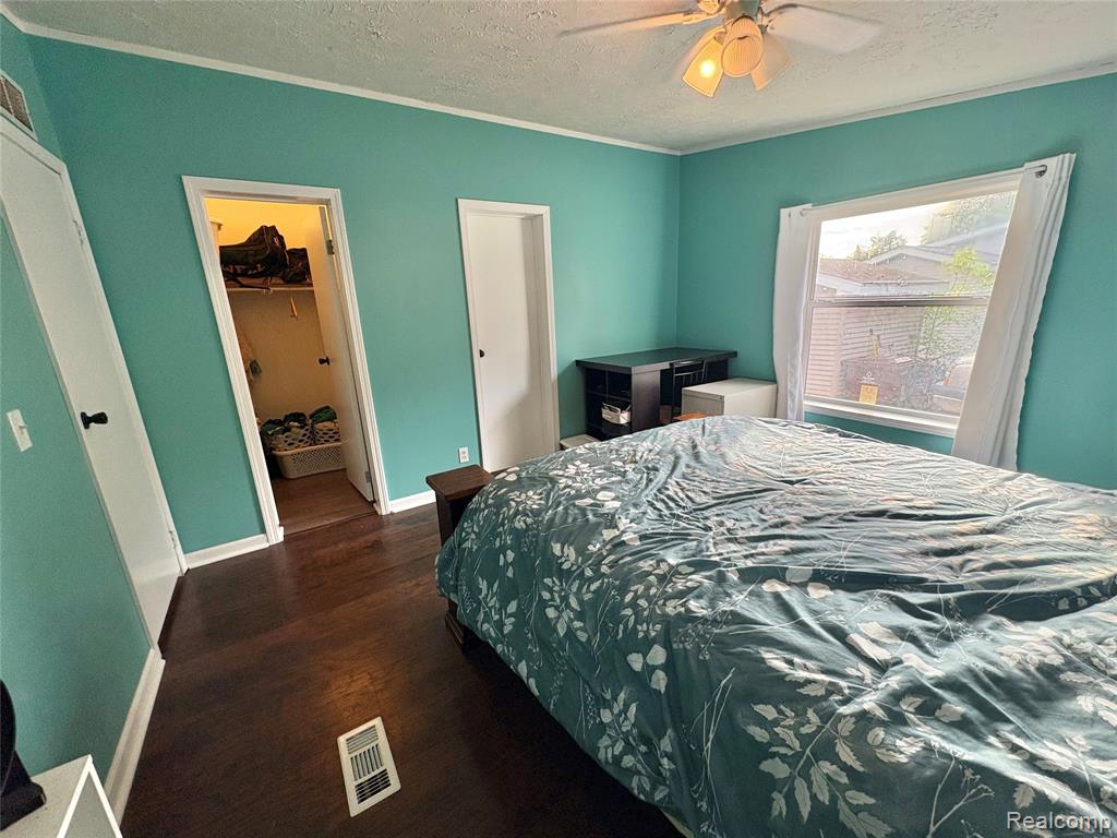 4729 Turtle Creek Drive, Howell, MI 48843 — Photo 19
