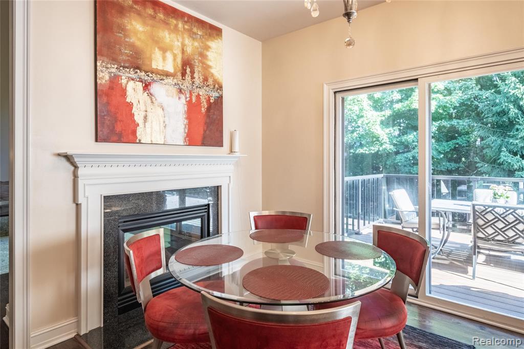 4575 Forest Edge Lane N, West Bloomfield, MI 48323 — Photo 17