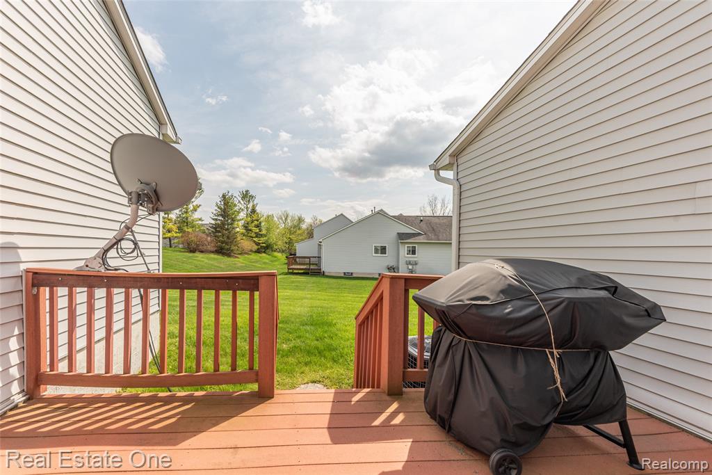 754 Challenging Trail, South Lyon, MI 48178 — Photo 35
