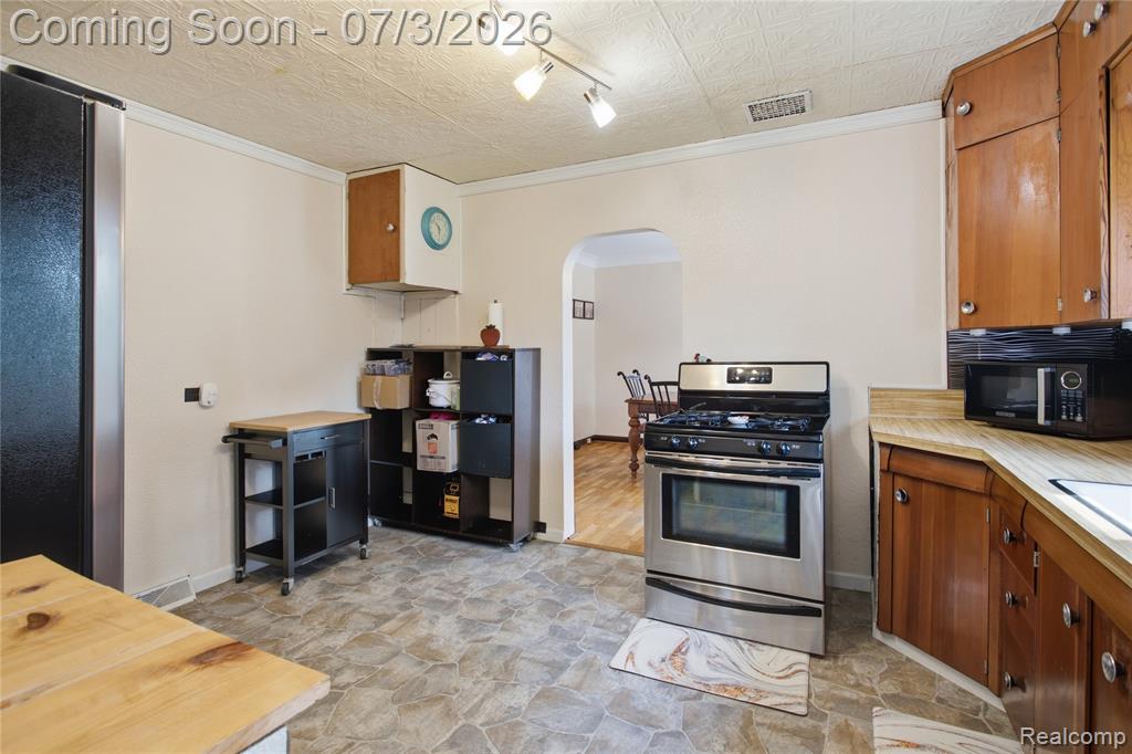 223 N Main Street, Webberville, MI 48892 — Photo 13