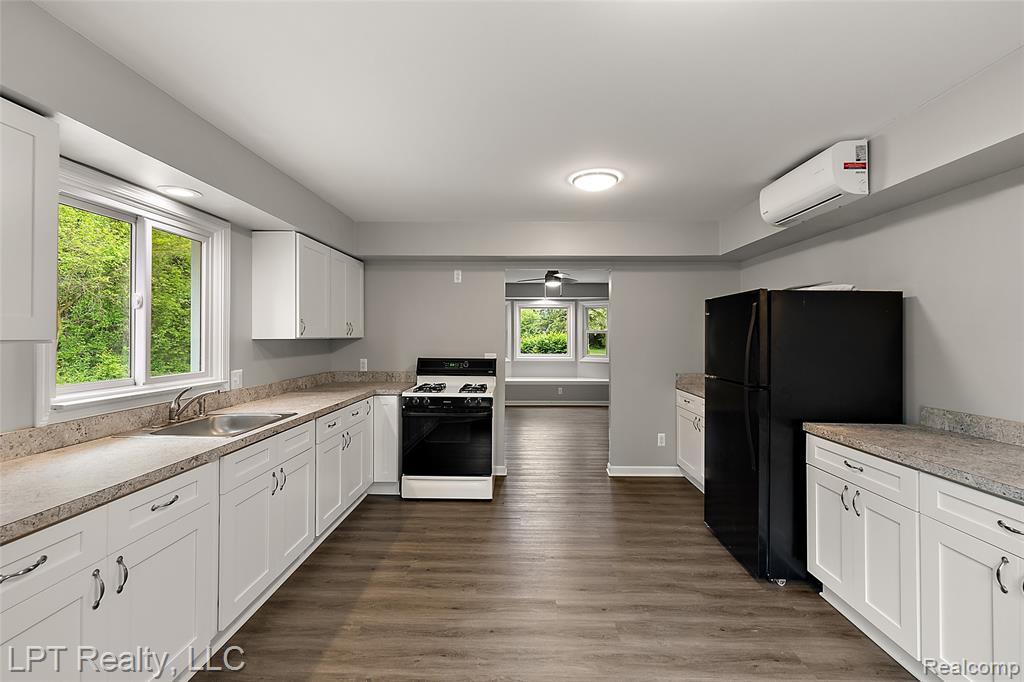 41400 Utica Road, Sterling Heights, MI 48313 — Photo 19