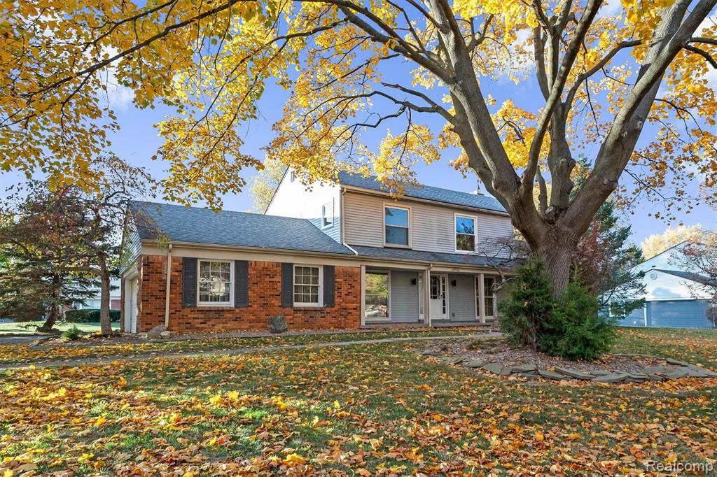 4603 Hedgewood Drive, Bloomfield Hills, MI 48301 — Photo 2