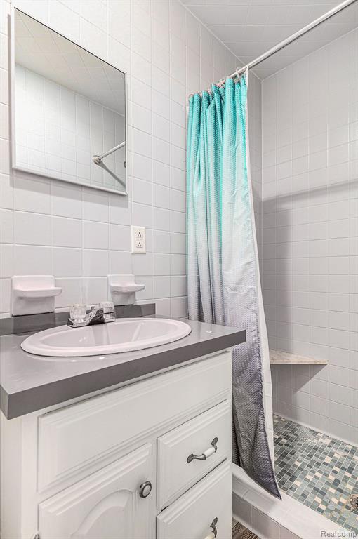 4354 CARRIE Street, Burton, MI 48509 — Photo 12
