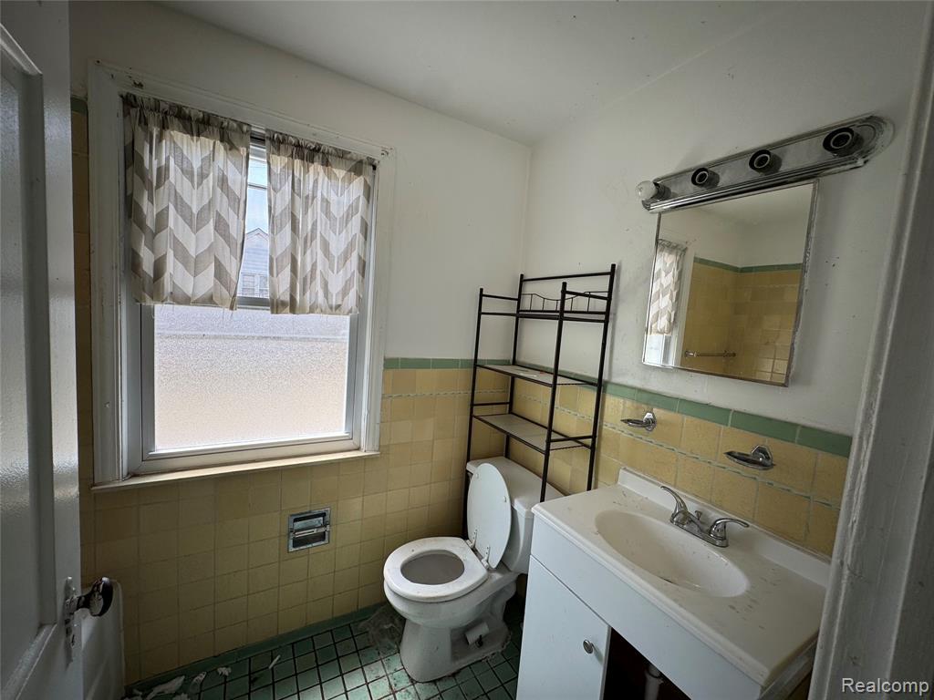 9710 Courville Street, Detroit, MI 48224 — Photo 16