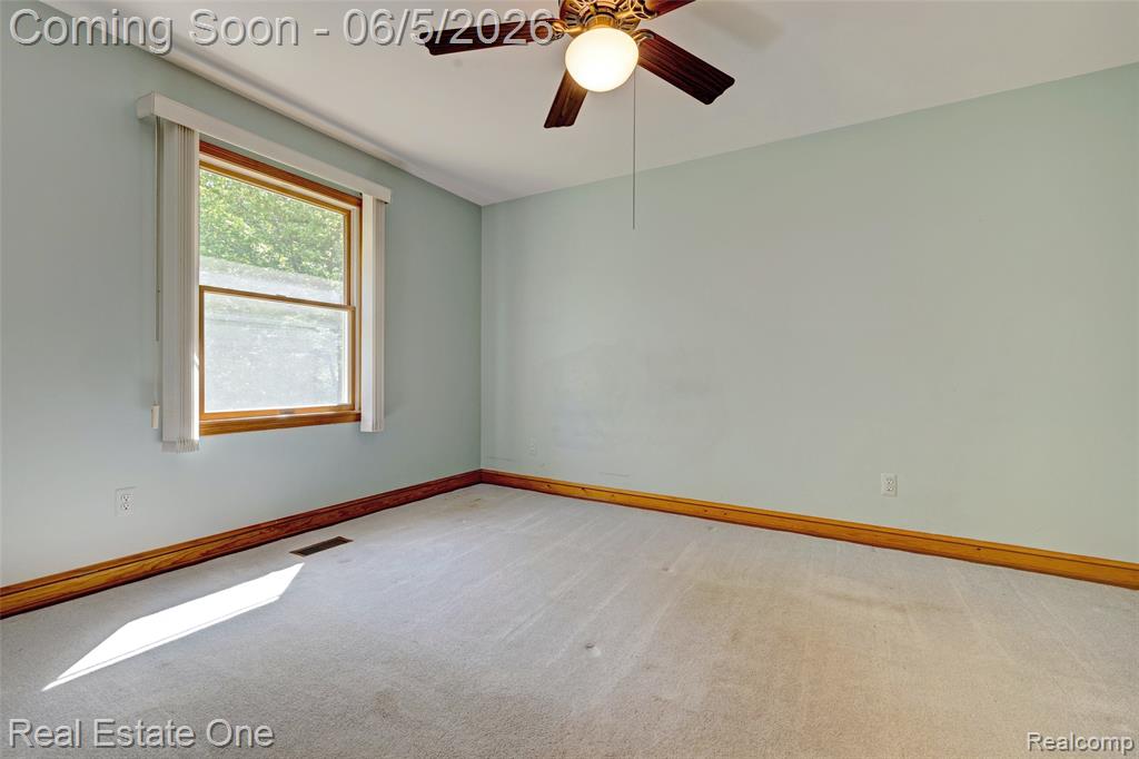 709 Bald Eagle Lake Road, Ortonville, MI 48462 — Photo 9