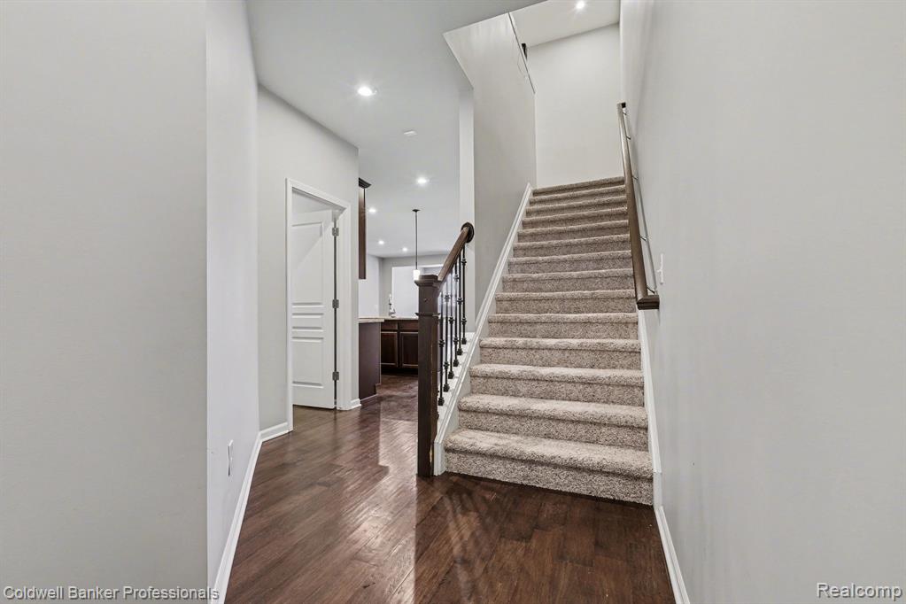 4883 Broomfield Way, Lake Orion, MI — Photo 5
