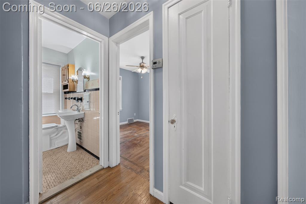 410 N Alexander Avenue, Royal Oak, MI 48067 — Photo 9