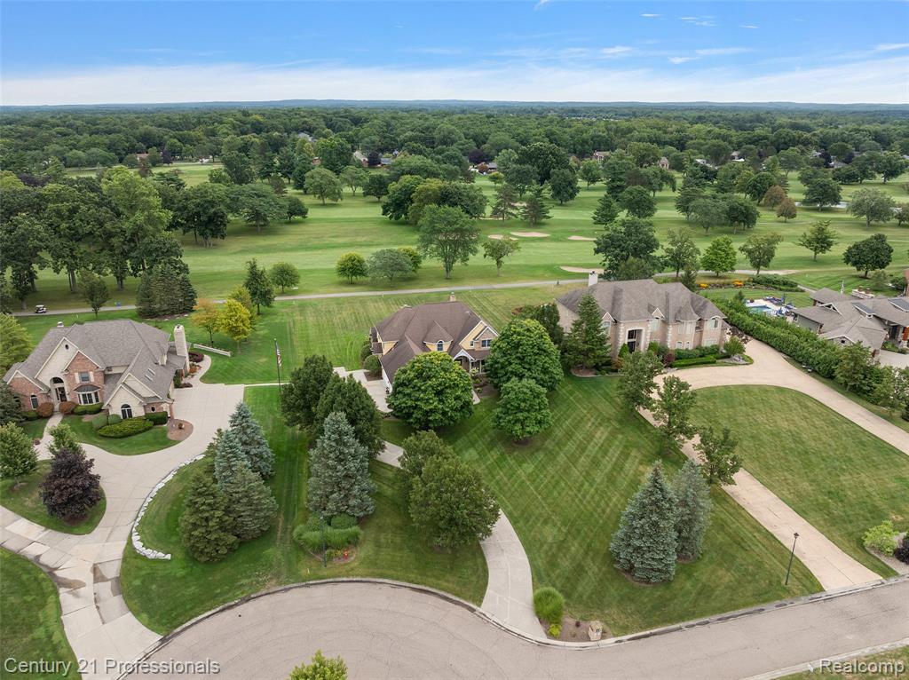 9310 Fairway Trail, Grand Blanc, MI 48439 — Photo 3