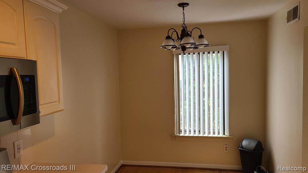 9629 Bayview Drive, 106, Ypsilanti, MI 48197 — Photo 4