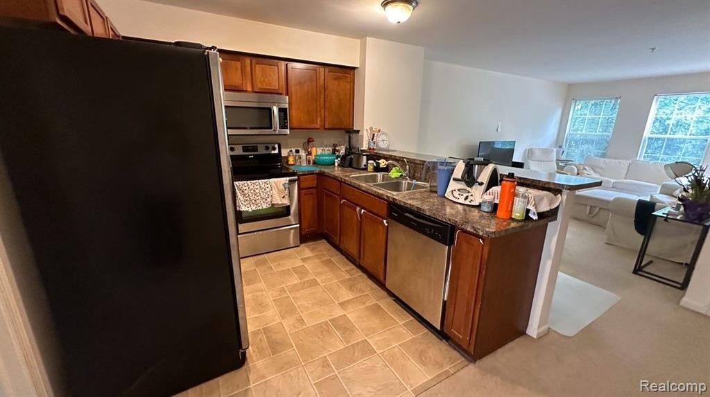 1083 Beaver Run, Troy, MI 48083 — Photo 8