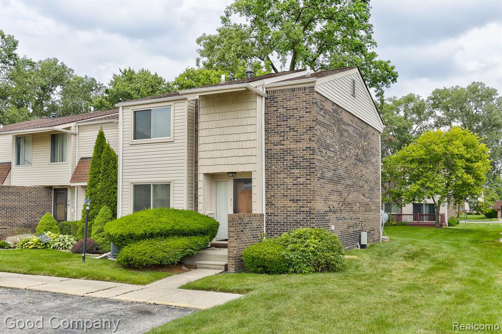 1 FREDRICKSBURG TOWNE Street, Southfield, MI 48075 — Photo 28
