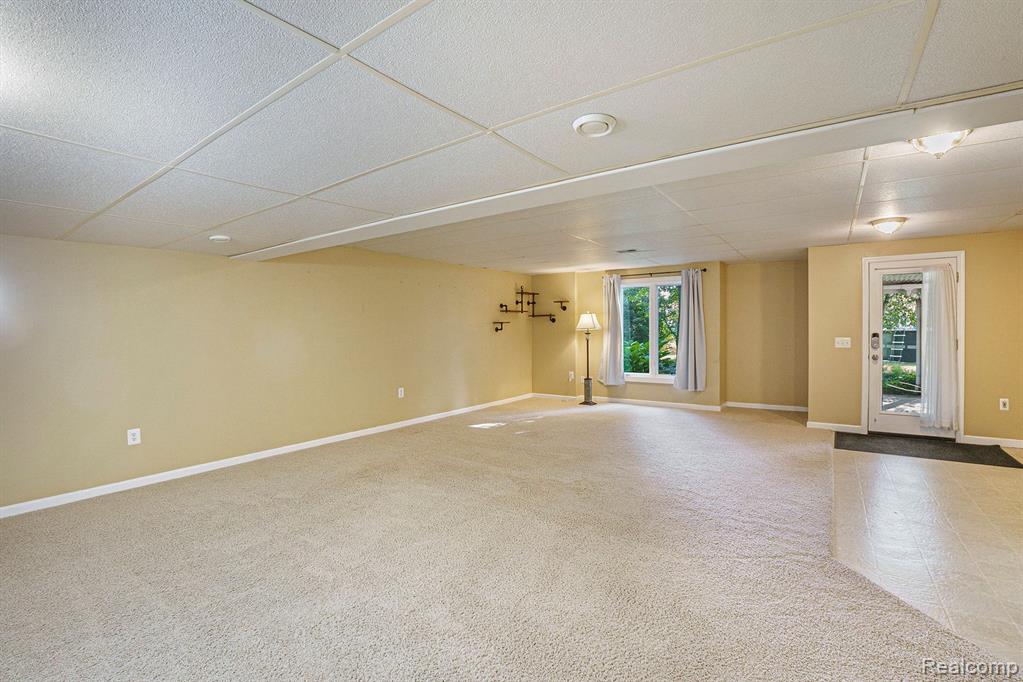 845 HEMINGWAY Road, Lake Orion, MI 48362 — Photo 19