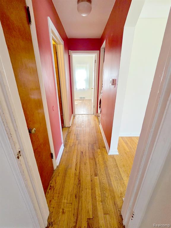 5046 Lafontaine Street, Grosse Pointe, MI 48236 — Photo 9