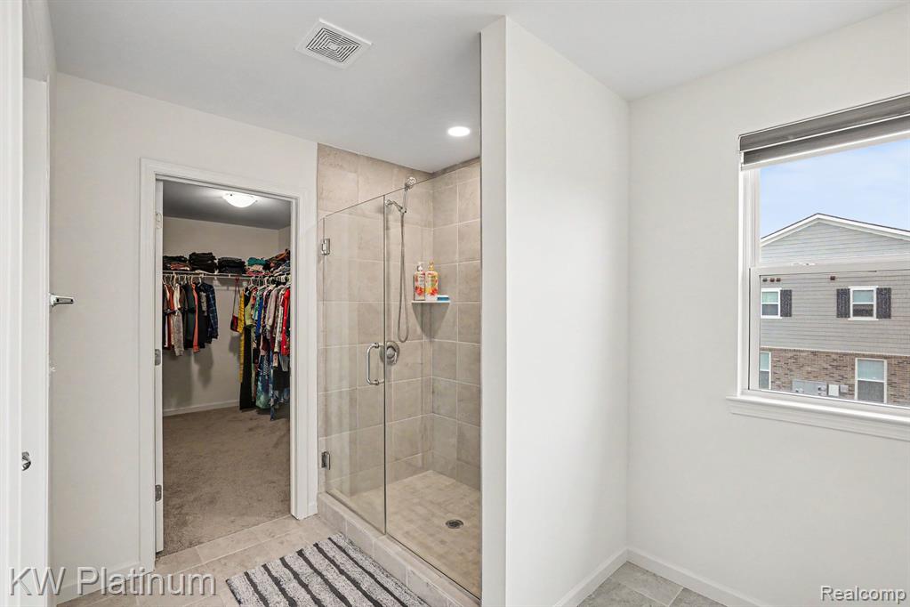 4918 Knollwood Drive, Troy, MI 48085 — Photo 13