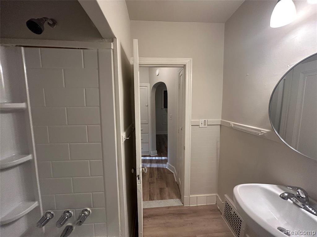 4401 Buckingham Avenue, Detroit, MI 48224 — Photo 20