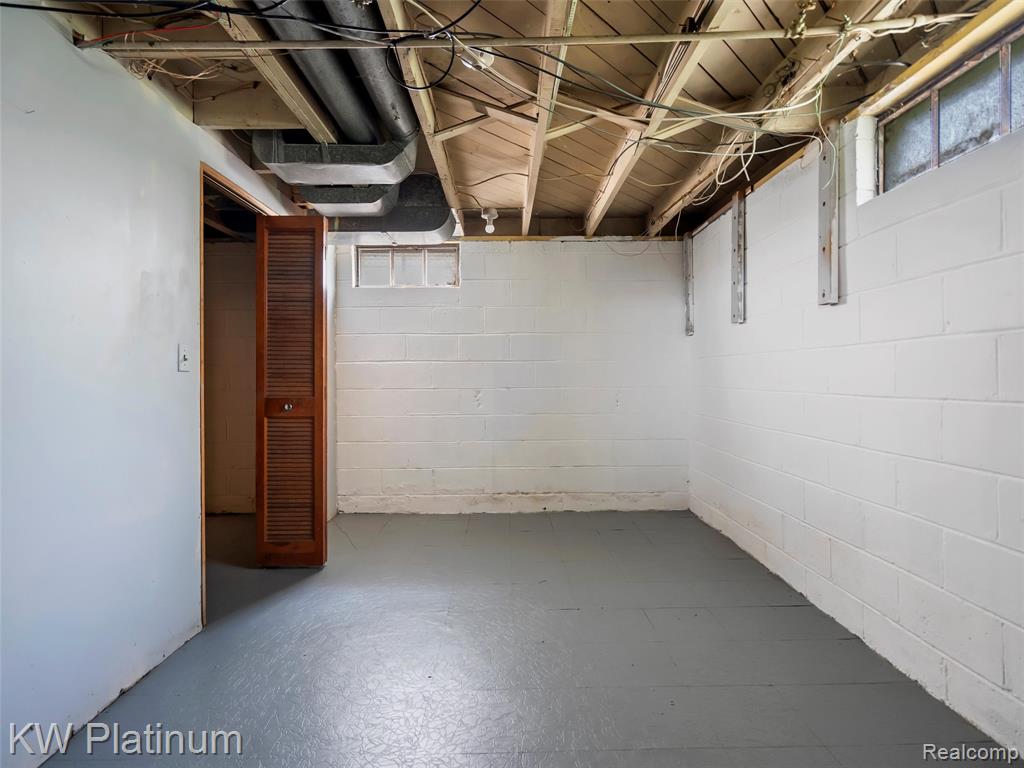 6803 Plainview Avenue, Detroit, MI 48228 — Photo 17
