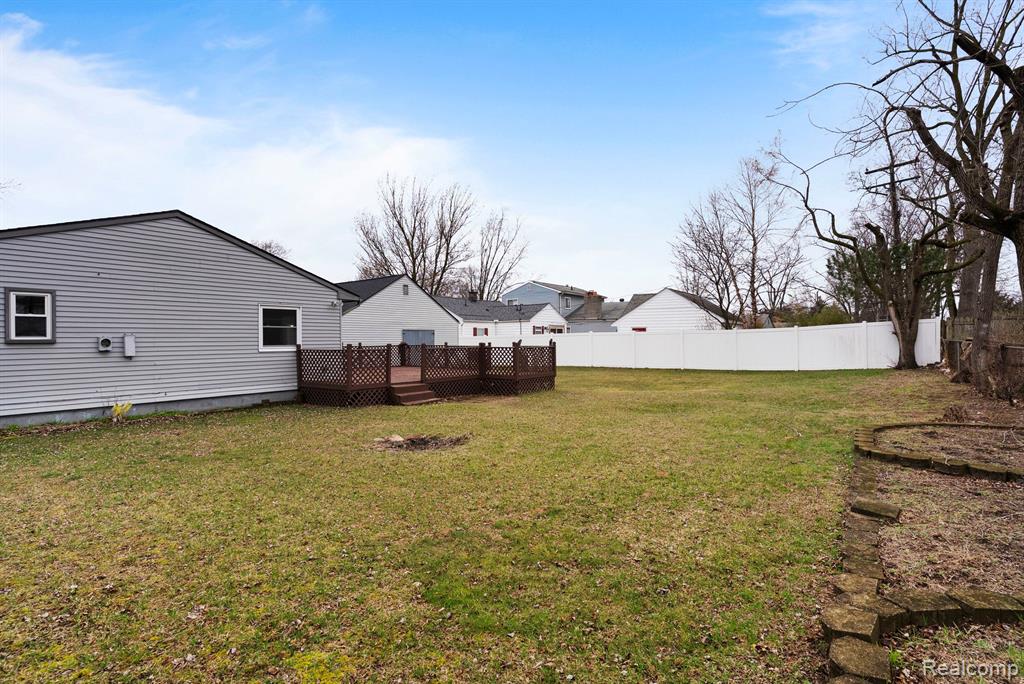 6086 N CROWN Street, Westland, MI — Photo 31