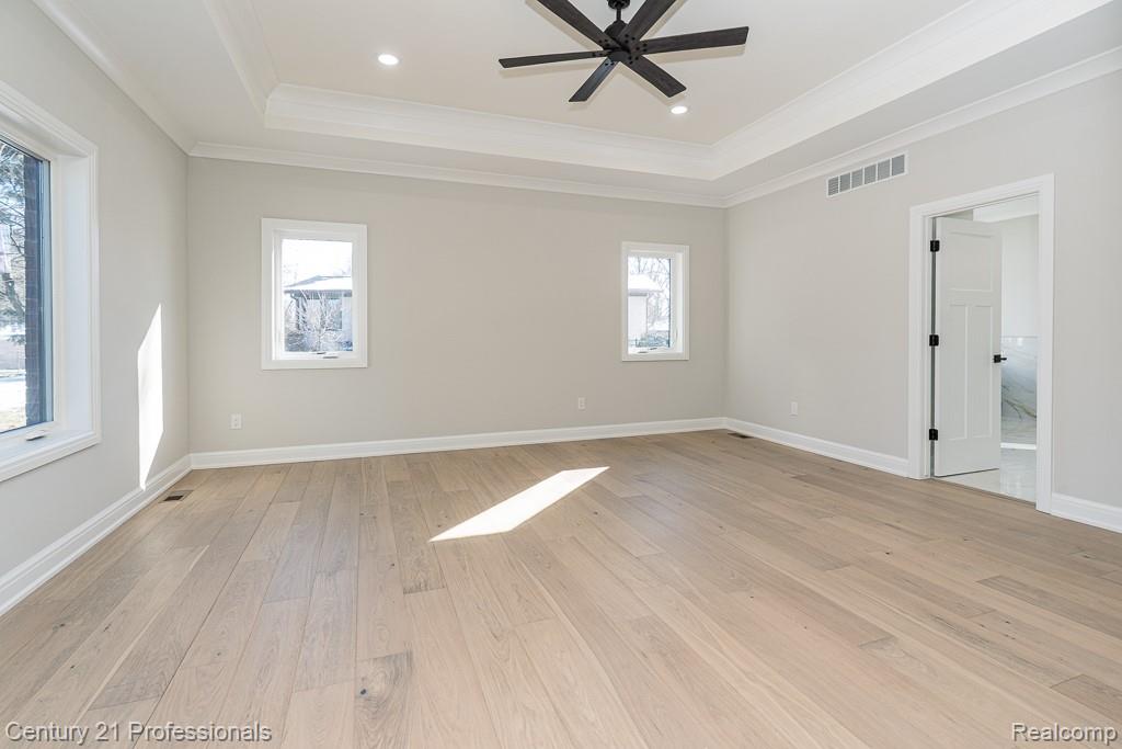 53242 Eastbourne Drive, Shelby Twp, MI 48316 — Photo 30