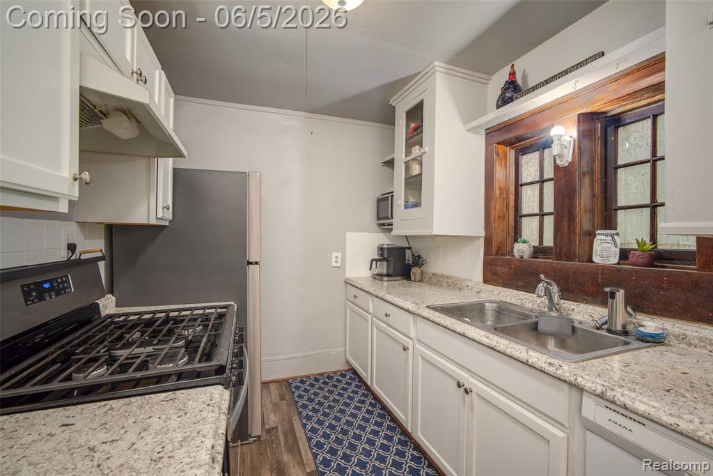 7016 Davison Road, Davison, MI 48423 — Photo 6