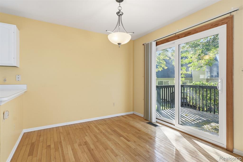 518 Redmaple Lane, 62, Brighton, MI 48116 — Photo 10