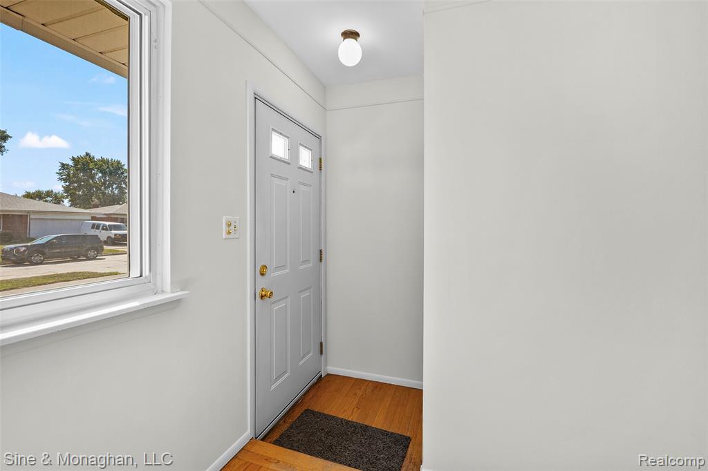 4079 Sudbury Drive, Warren, MI 48092 — Photo 3