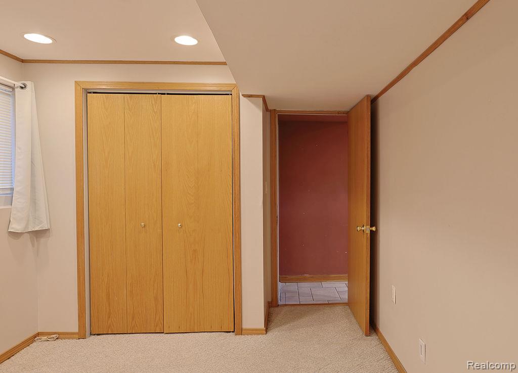 43428 Hartwick Drive, Sterling Heights, MI 48313 — Photo 39