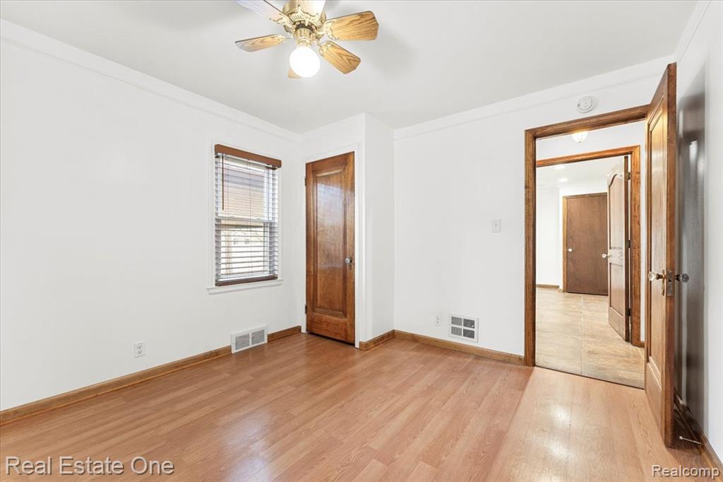 1353 Ford Avenue, Wyandotte, MI 48192 — Photo 28
