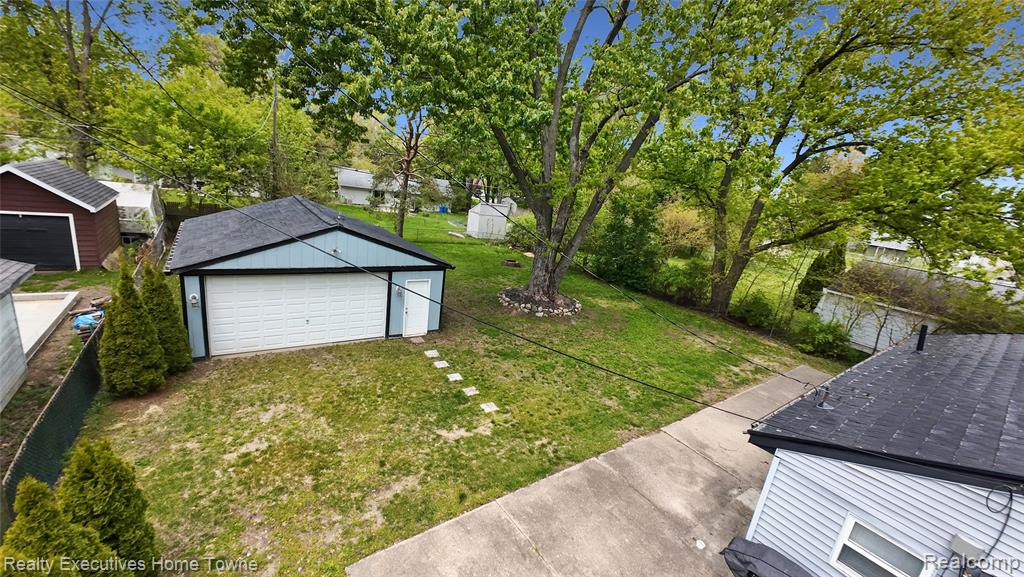 1373 Nolta Road, Walled Lake, MI 48390 — Photo 2