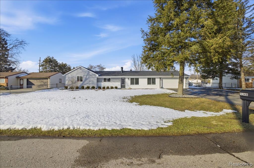 5348 Burgundy Drive, Clarkston, MI — Photo 39