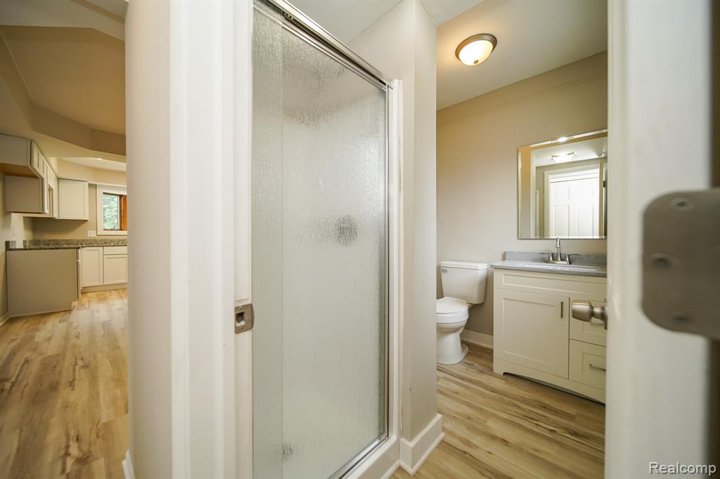 51784 Julies Drive, Clinton Twp, MI 48047 — Photo 33