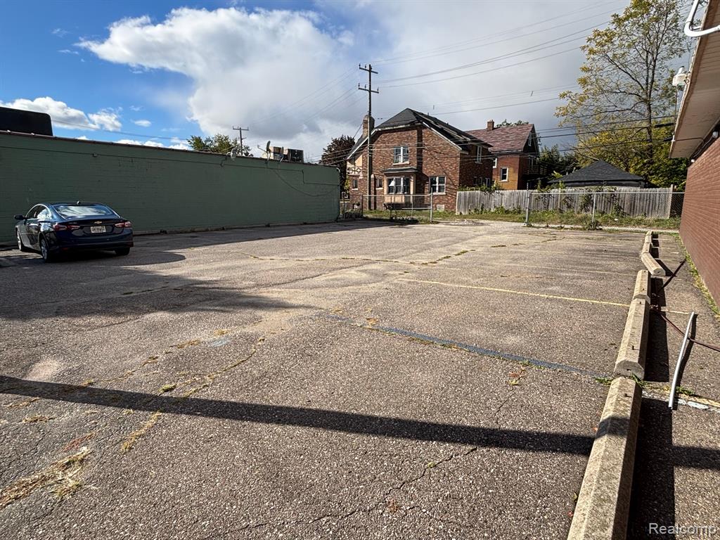 15635 MACK Avenue, Detroit, MI 48224 — Photo 28