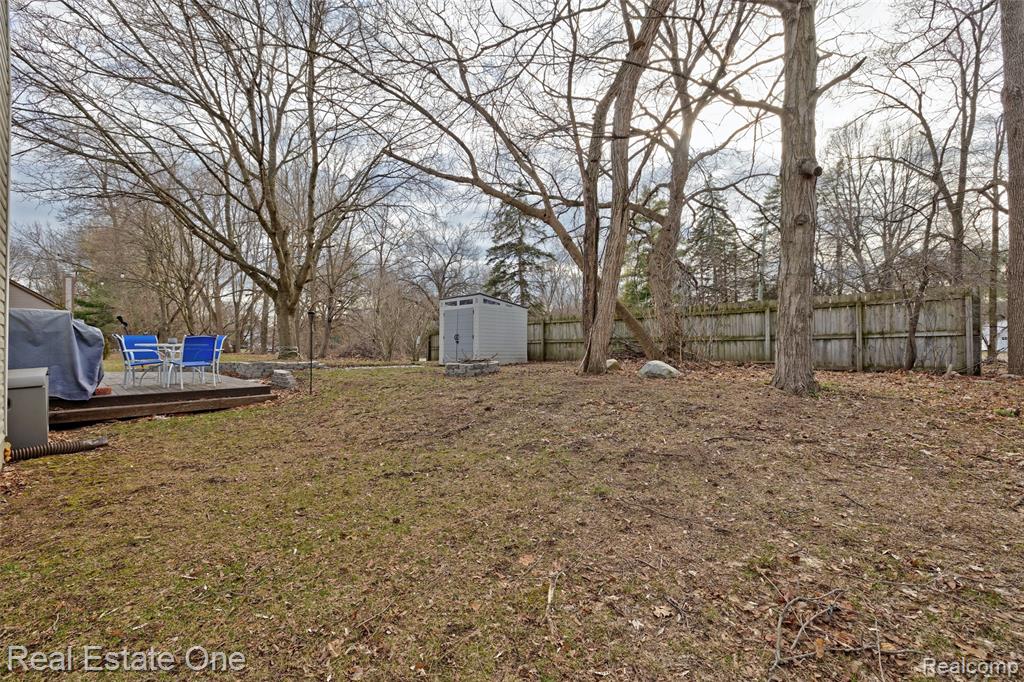 6923 Tangle Wood, Waterford, MI 48327 — Photo 39