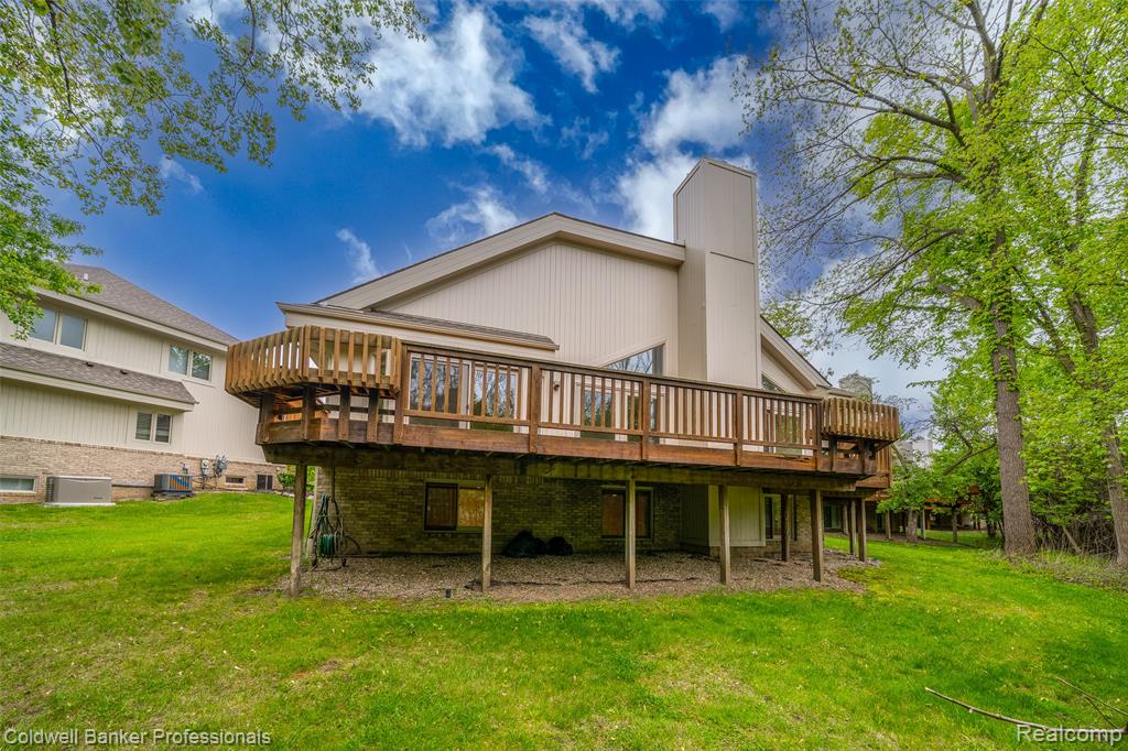 6560 Pleasant Lake Court, 11, West Bloomfield, MI — Photo 15