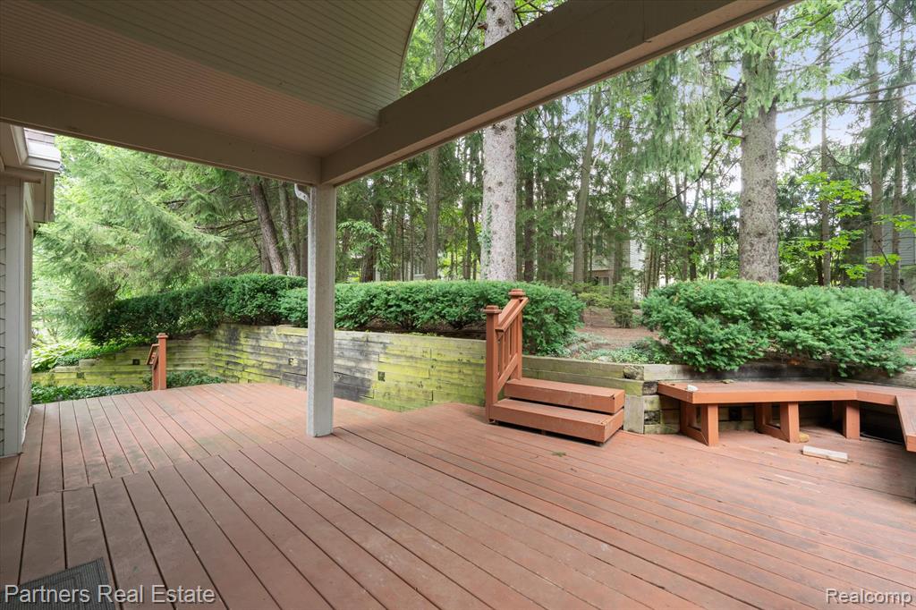 4445 Golf View Drive, Brighton, MI 48116 — Photo 45