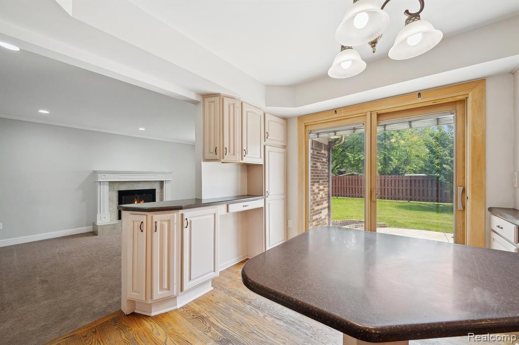 7302 PARKWAY Court, Canton, MI 48187 — Photo 24
